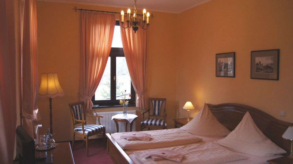 Schlosshotel Stecklenberg Thale Exterior photo